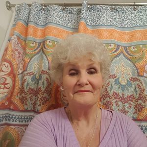 Meet your Posher, Annette